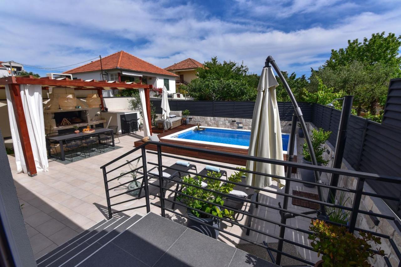 Villa Teuta Zadarvillas Exterior foto